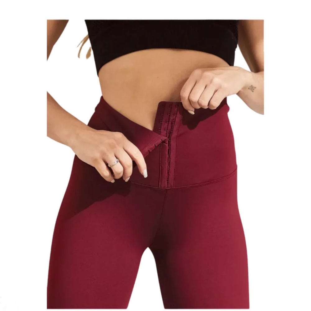 Compression Leggings - Picture 2 of 4